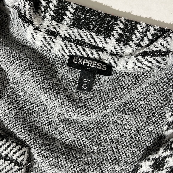 Express oversized womens open front cardigan sweater sz XS black and white - Picture 2 of 6
